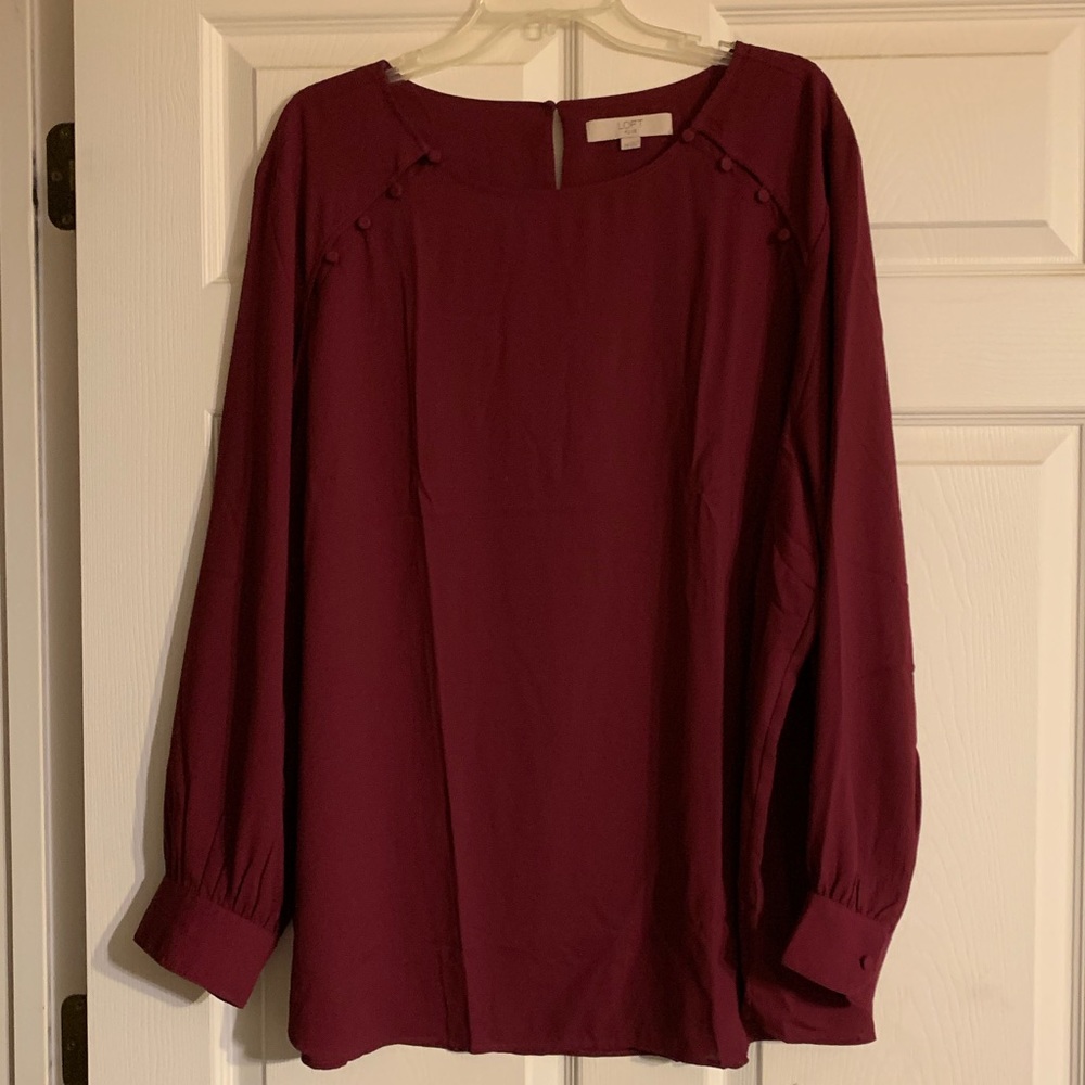 Loft Plus blouse size 26
